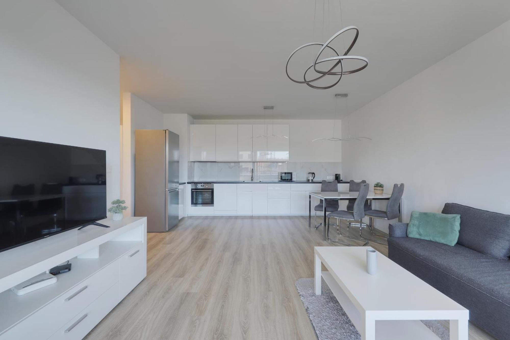 Bazova Apartment With Free Parking Bratislava Exteriör bild