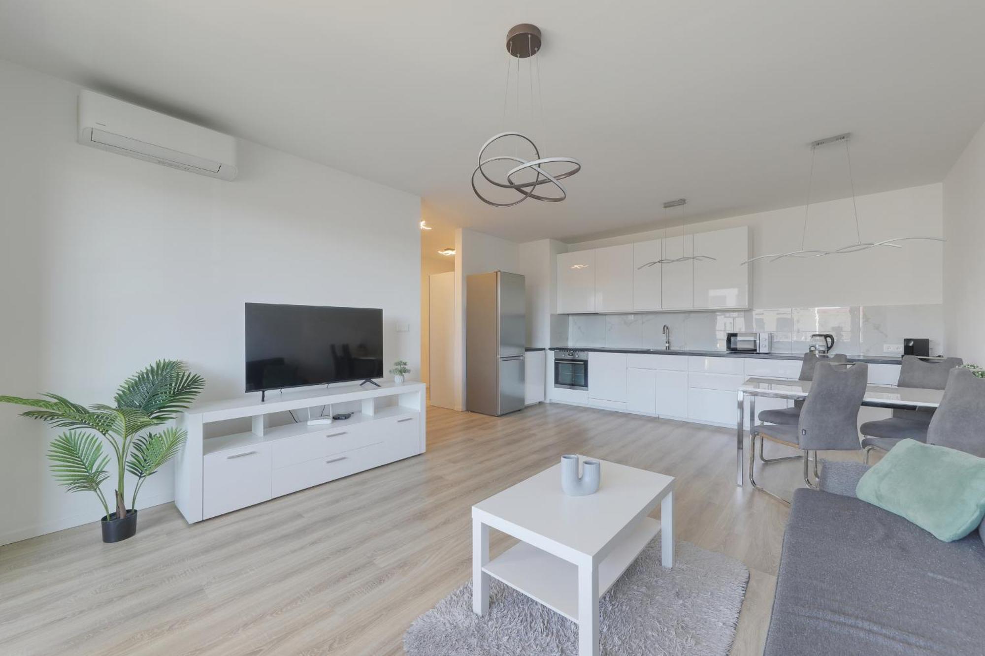 Bazova Apartment With Free Parking Bratislava Exteriör bild